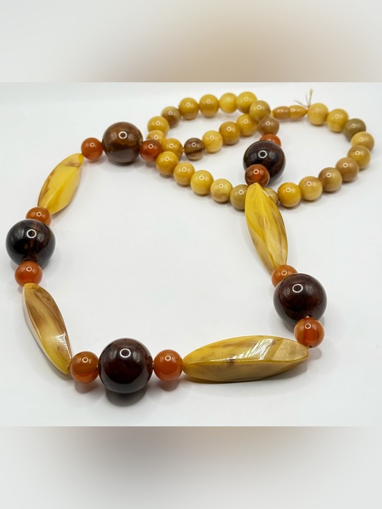 Jewelry - Antique Huge multicolour Bakelite 97 grams 30" inch